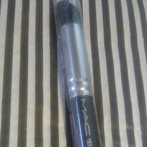 *SOLD* New Mac 162 Brush, Discontinued, Rare